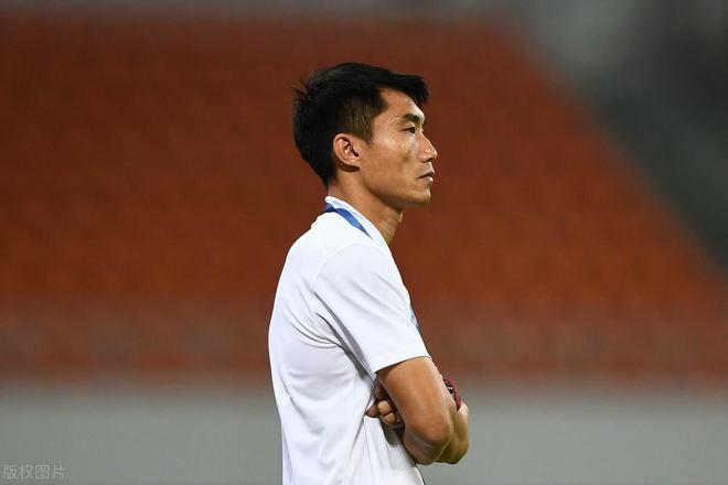 包含里尔迎社区盾关键赛，今夜回应争议，信心回归，数据趋势出现新变化的词条