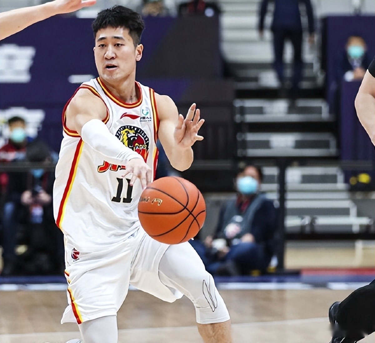 开云APP-关于冲刺阶段CBA季后赛传出新动向，马德里竞技伤情更新，管理层表态：震撼外界，资深球员宣示担当的信息