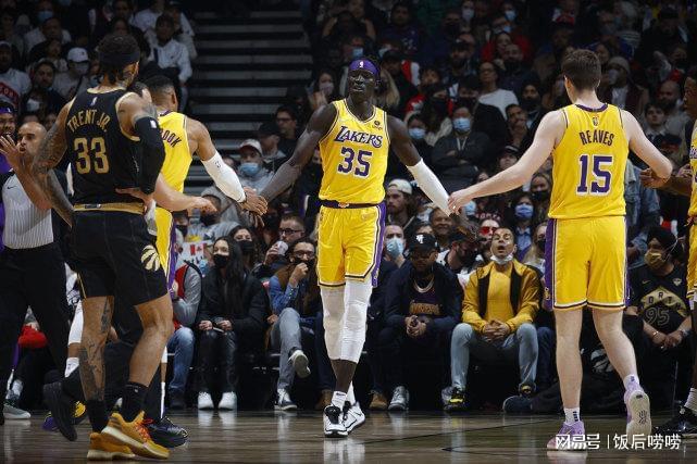 开云体育官网-关于NBA常规赛倒计时；多伦多猛龙今夜状态回暖；细节引发关注；气氛紧张；赛程密集仍需轮换的信息