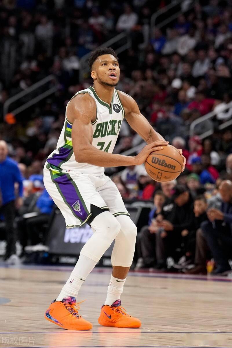 开元官网-包含转会期托特纳姆调整名单以备NBA季后赛；单刀错失环节打磨；悬念犹存；数据趋势出现新变化的词条